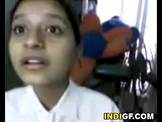 Saya India Suster Memiliki Menakjubkan Tits Dan Juicy Pussy