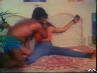 Mallu legato e in un film