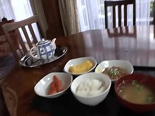 Pembantu rumah Jepun fucked