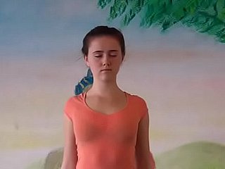 Yoga Untuk Pemula Lengkap - Kelas Yoga 20 Minit