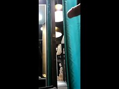 Flash thay đồ Phòng
