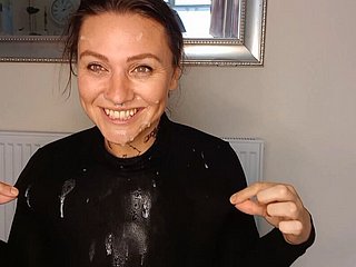トイレとして使用される変態アナル舐め熟女妻