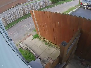 Fremde Pees (Nest Cam fängt Dame pissing Columbus, Ohio)