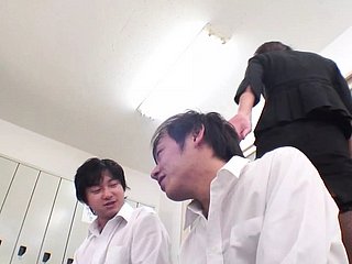 Chinese teachers suffice be useful to for a fuck in put emphasize gym