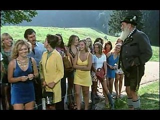 Schulmadchen-تقرير 8 (1974)