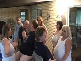 Grup Fun Olgun BBW Sluts Sucking Horseshit