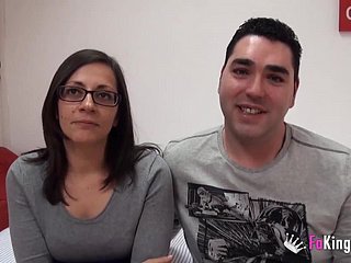 Ils se sont rencontrés sur Internet. Aujourd'hui, ils baisent mob horse sense