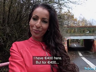 Factor Công Genuine MILF fucks cho tiền mặt