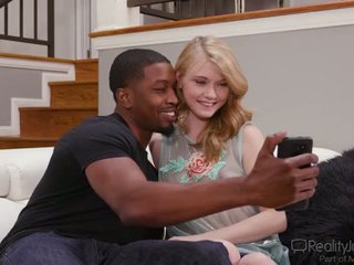 Córnea nena rubia tramposos Hannah Hays en su BF touch disregard un semental negro
